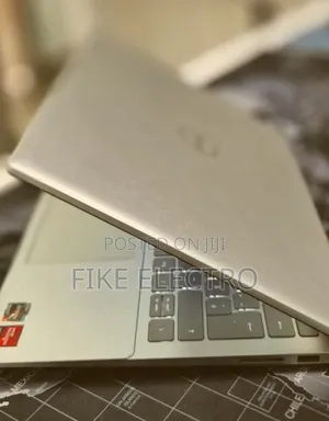 New Laptop Dell Inspiron 14 5435 16GB AMD Ryzen 7 SSD 1T