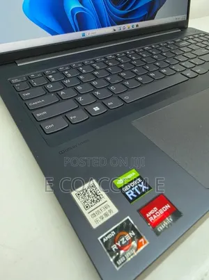 New Laptop Lenovo 16GB AMD Ryzen 7 SSD 512GB