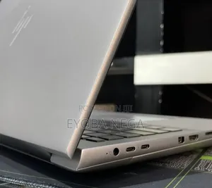 New Laptop HP ZBook 15 32GB Intel Core i9 SSD 512GB