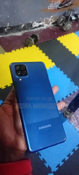 Samsung Galaxy A12 64 GB Blue