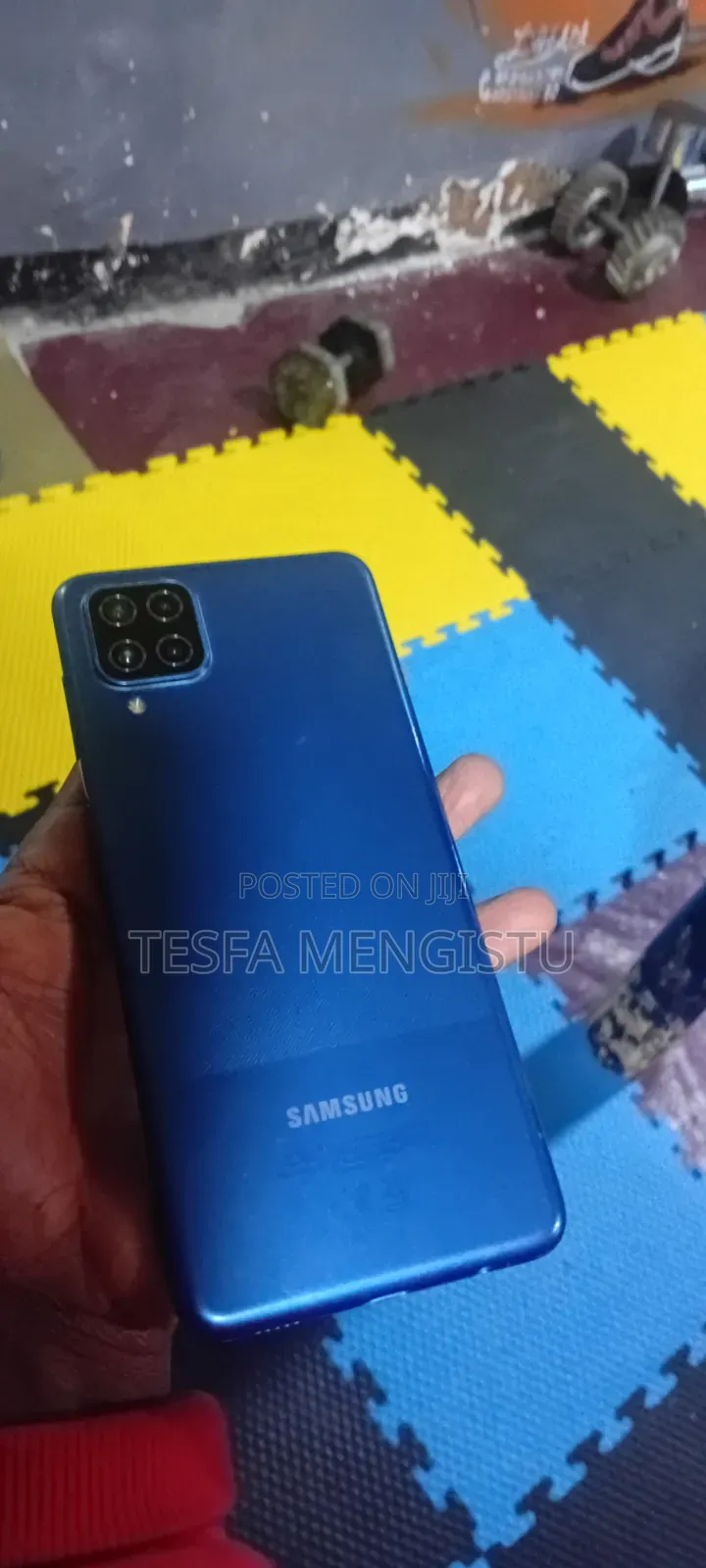 Samsung Galaxy A12 64 GB Blue