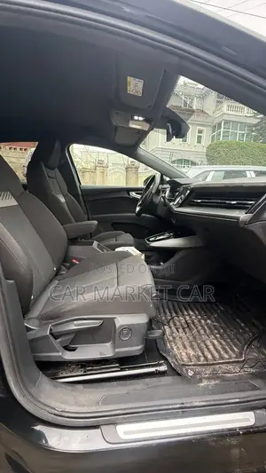Audi Q4 e-tron 2022 Black