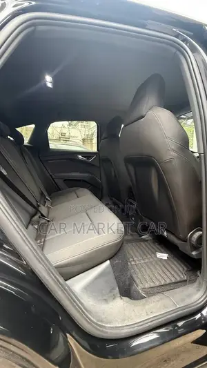 Audi Q4 e-tron 2022 Black