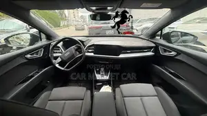 Audi Q4 e-tron 2022 Black