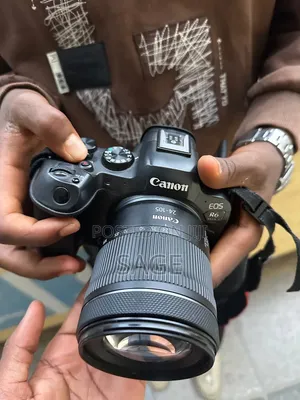 Canon R6 Mark2 With 24-105 Mm Lens F4-7.1