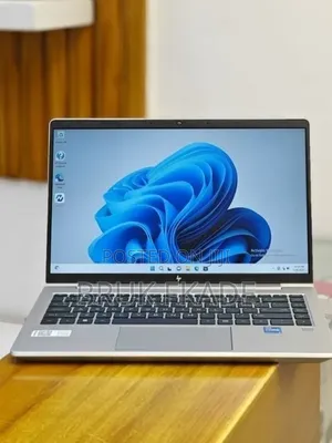 New Laptop HP ProBook 440 G10 16GB Intel Core i7 SSD 1T