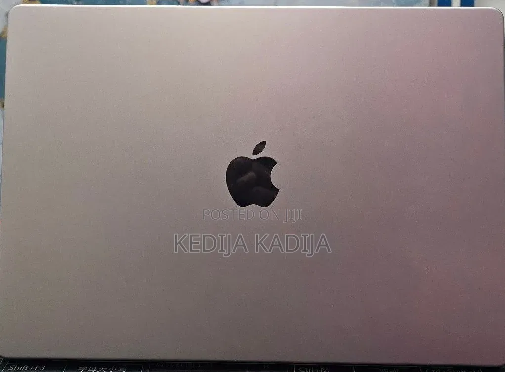 New Laptop Apple MacBook Pro 2021 M1 32GB Apple M1 Pro SSD 512GB
