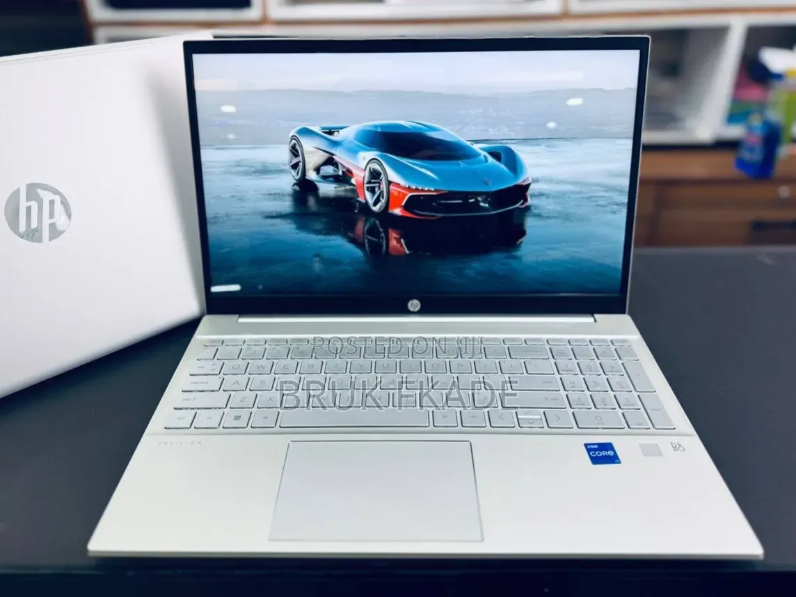 New Laptop HP Pavilion 15 16GB Intel Core i5 SSD 512GB