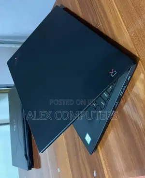 New Laptop Lenovo ThinkPad X1 Carbon 16GB Intel Core i5 SSD 512GB