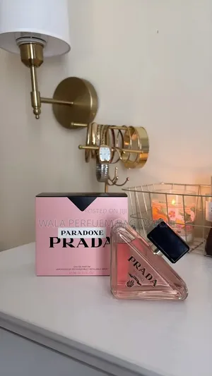 Prada Paradoxe