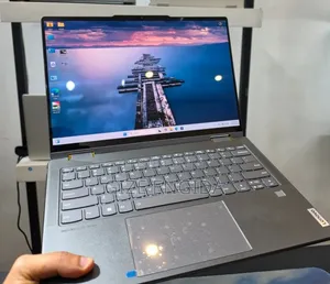 New Laptop Lenovo Yoga 7i 16GB Intel Core Ultra 7 SSD 512GB