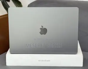 New Laptop Apple MacBook Air 2023 M2 8GB Apple M3 Max SSD 256GB