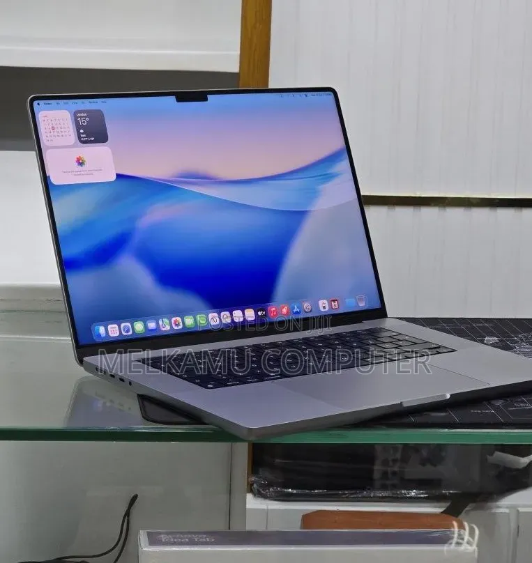 New Laptop Apple MacBook Pro 2021 M1 Max 32GB Apple M1 Max SSD 1T