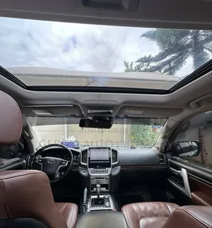 Toyota Land Cruiser 4.5 V8 VXR 2021