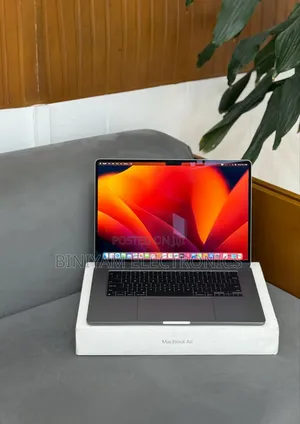 New Laptop Apple MacBook Air 2023 M2 8GB Apple M2 SSD 256GB