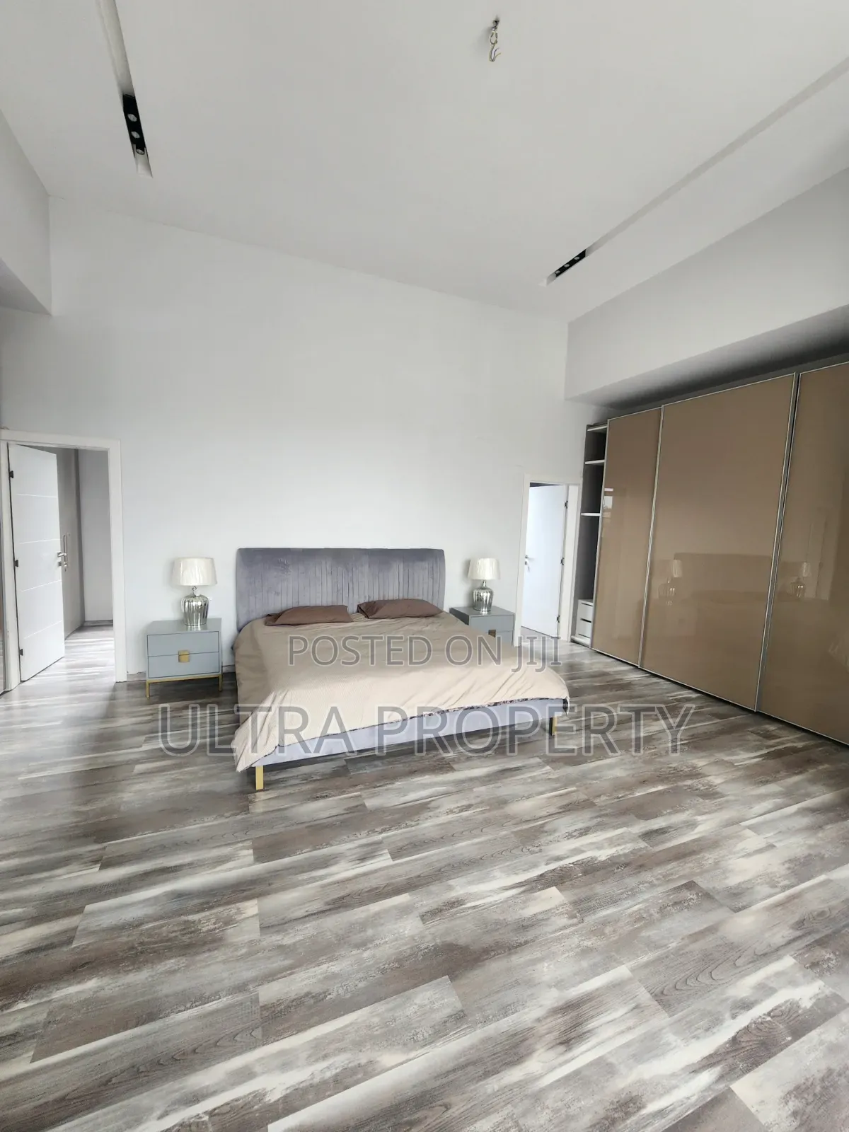 Furnished 5bdrm House in Bole for rent