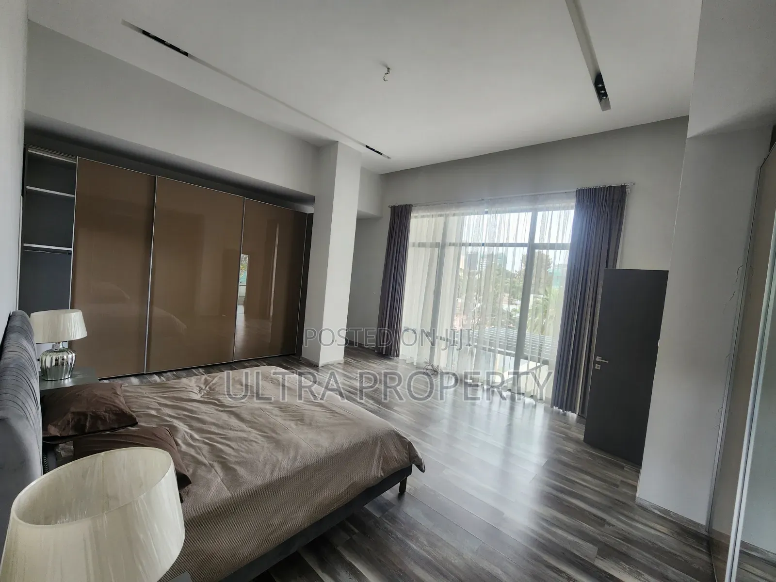 Furnished 5bdrm House in Bole for rent