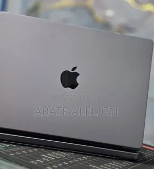 New Laptop Apple MacBook Pro 2021 M1 32GB Apple M1 Pro SSD 512GB