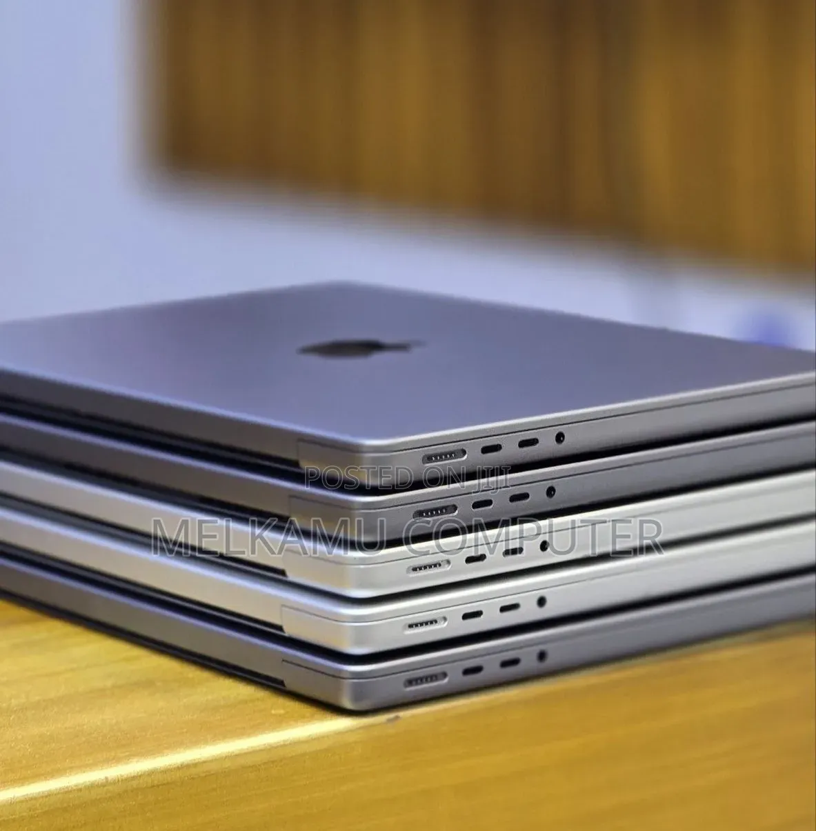 New Laptop Apple MacBook Pro 2021 M1 32GB Apple M1 Pro SSD 512GB
