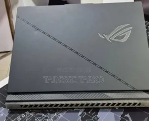 New Laptop Asus ROG Strix G18 32GB Intel Core i9 SSD 2T