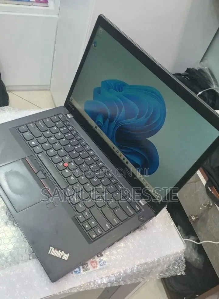 New Laptop Lenovo ThinkPad T470s 8GB Intel Core i5 SSD 256GB