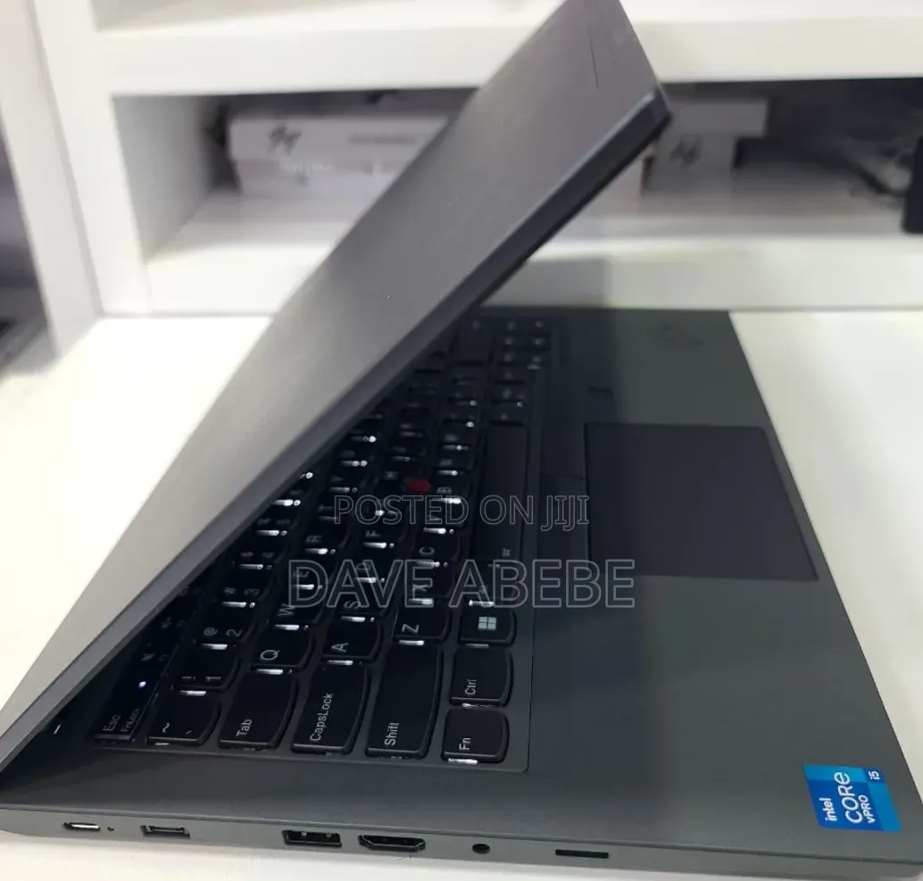 New Laptop Lenovo ThinkPad T14 16GB Intel Core i5 SSD 512GB