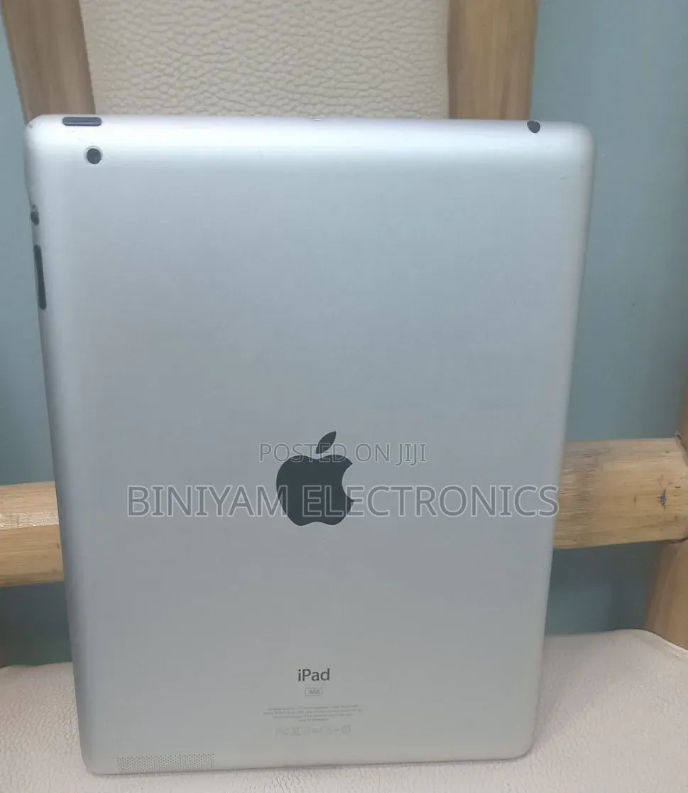 Apple iPad 2 Wi-Fi + 3G 16 GB Silver