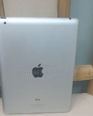 Apple iPad 2 Wi-Fi + 3G 16 GB Silver