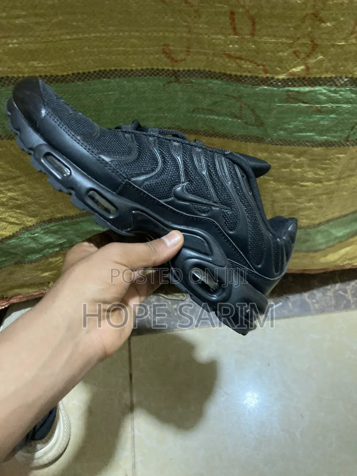 Nike Air Max Plus TN "Triple Black":