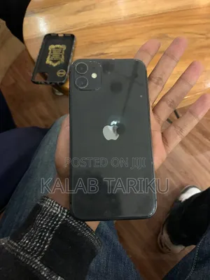 Apple iPhone 11 64 GB Black