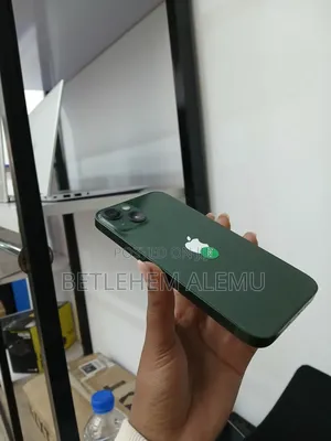 New Apple iPhone 13 256 GB Green
