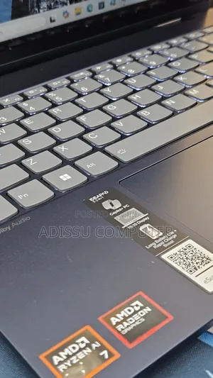 New Laptop Lenovo 16GB Intel Core Ultra 5 SSD 1T