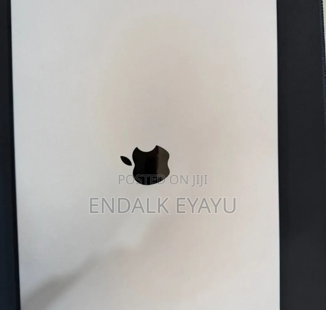 New Laptop Apple MacBook Pro 2021 M1 16GB Apple M1 Pro SSD 512GB