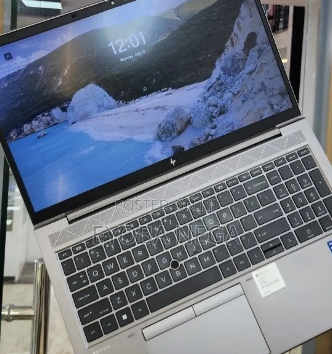 New Laptop HP ZBook 15 16GB Intel Core i7 SSD 512GB