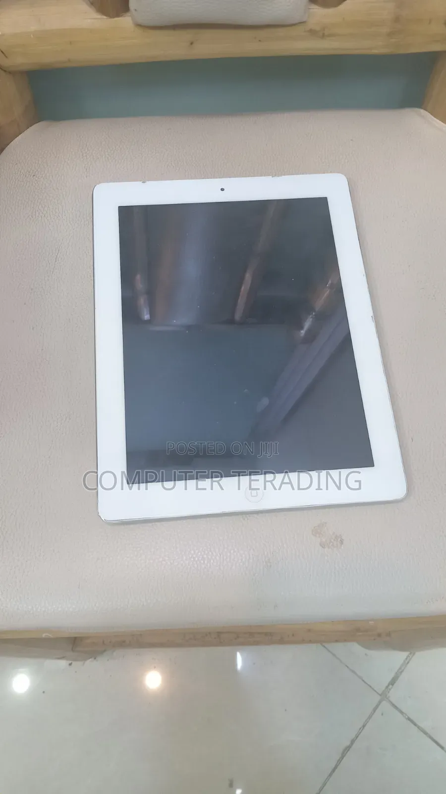 Apple iPad 2 Wi-Fi + 3G 16 GB