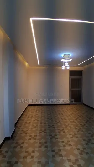 2bdrm Condo in ኣያት, Yeka for sale