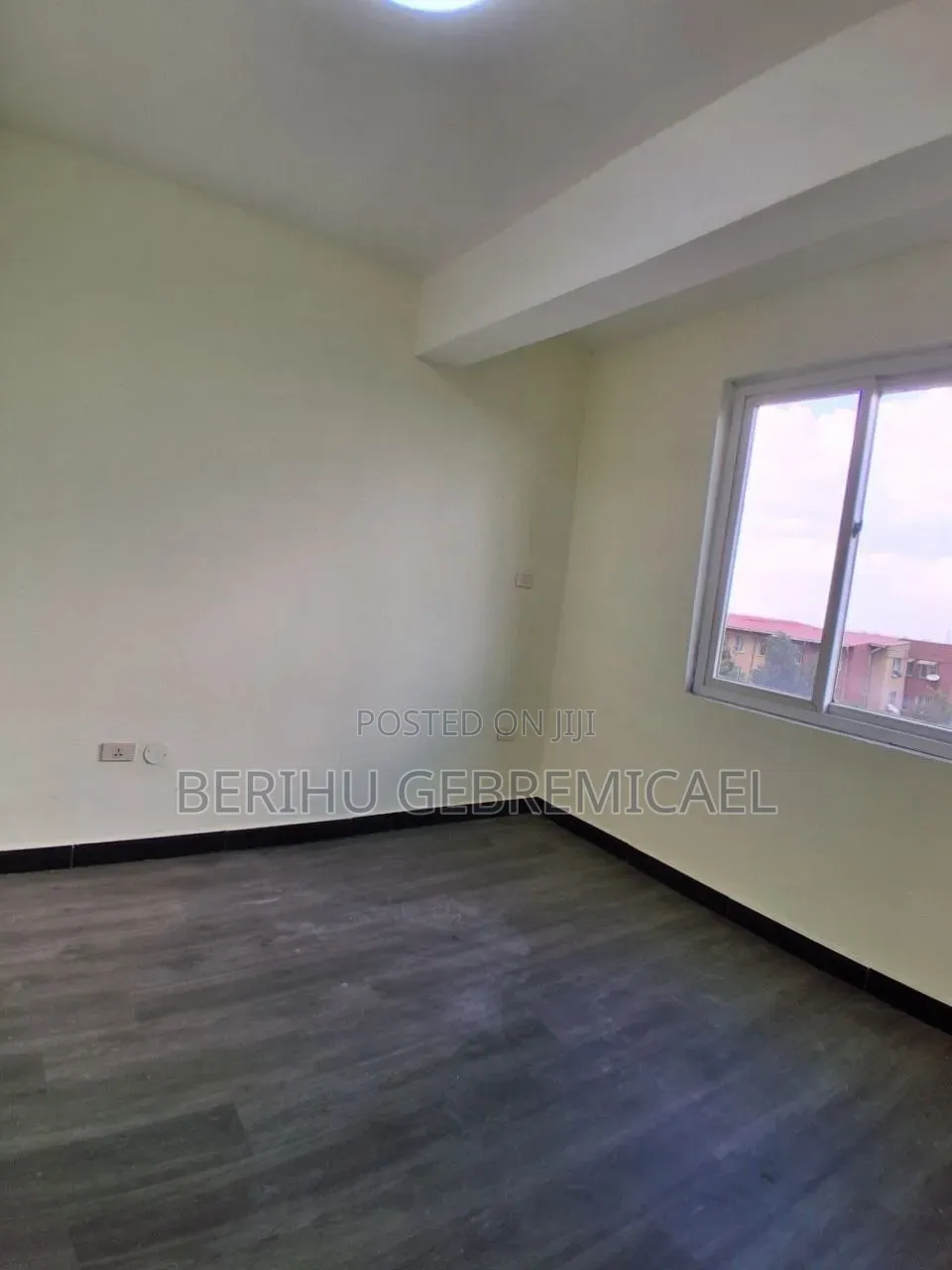 2bdrm Condo in ኣያት, Yeka for sale