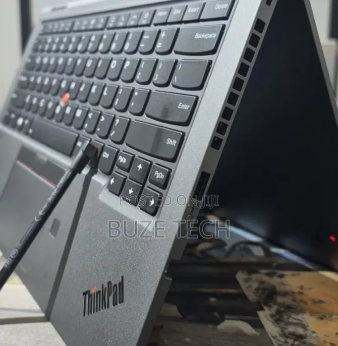 New Laptop Lenovo ThinkPad X1 Yoga 16GB Intel Core i7 SSD 512GB