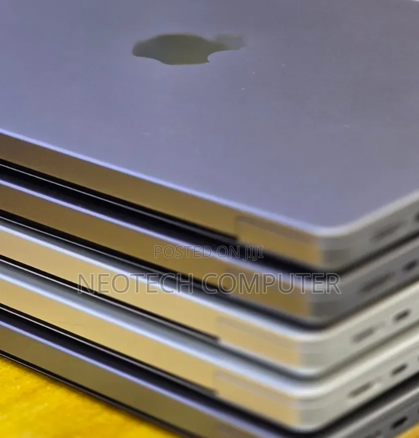 New Laptop Apple MacBook Pro 2021 M1 32GB Apple M1 Pro SSD 512GB