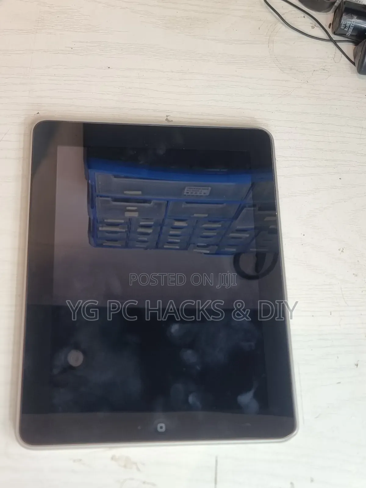 Apple iPad 9.7 16 GB Silver