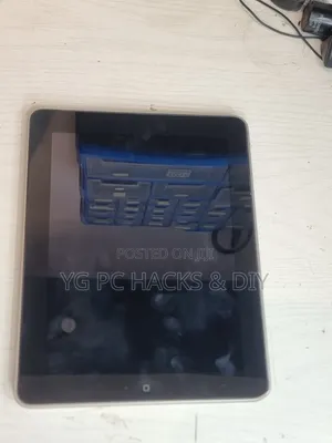 Apple iPad 9.7 16 GB Silver