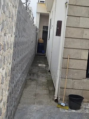 Furnished 3bdrm House in House, Bole for rent