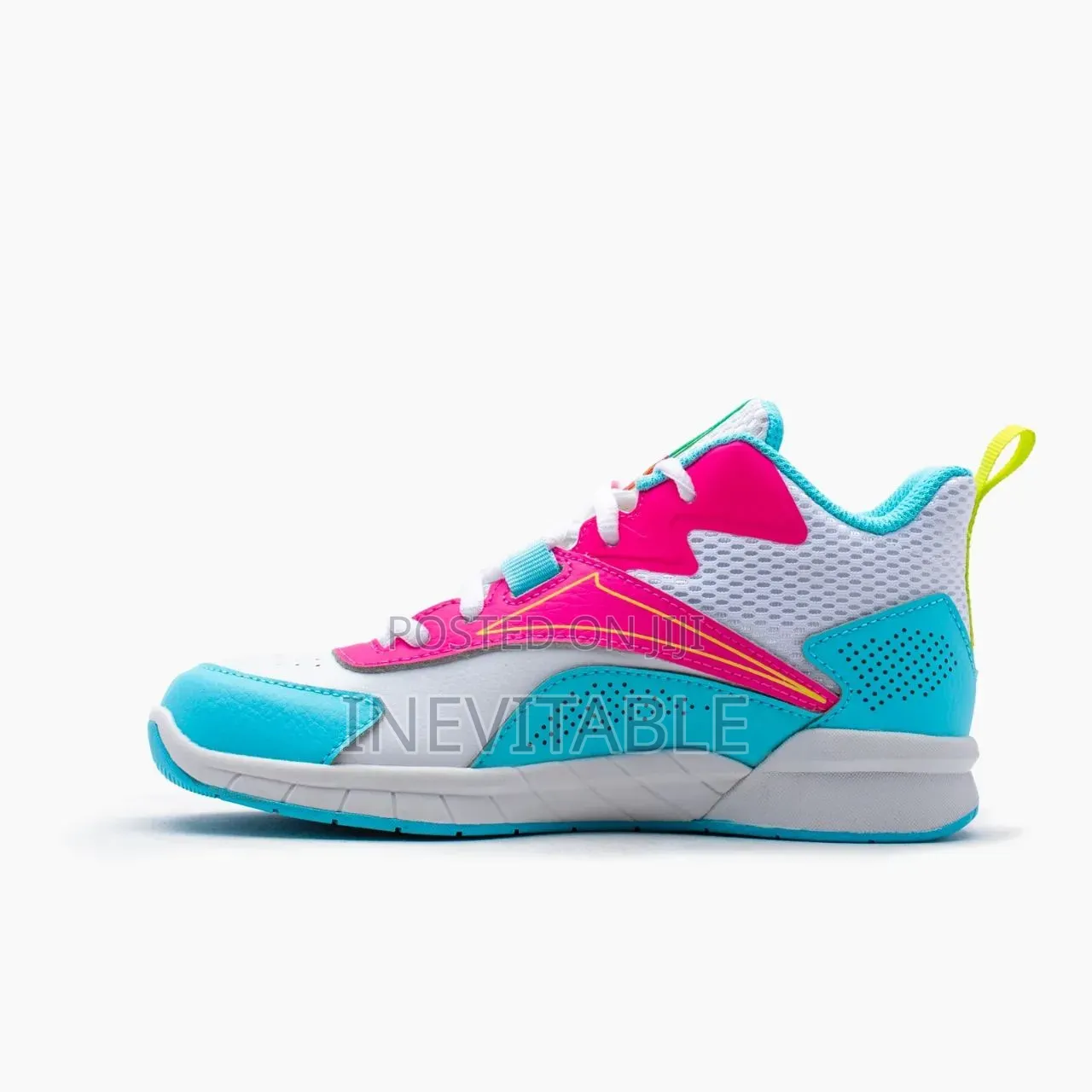 Reebok More Buckets Mid-Top Basketball