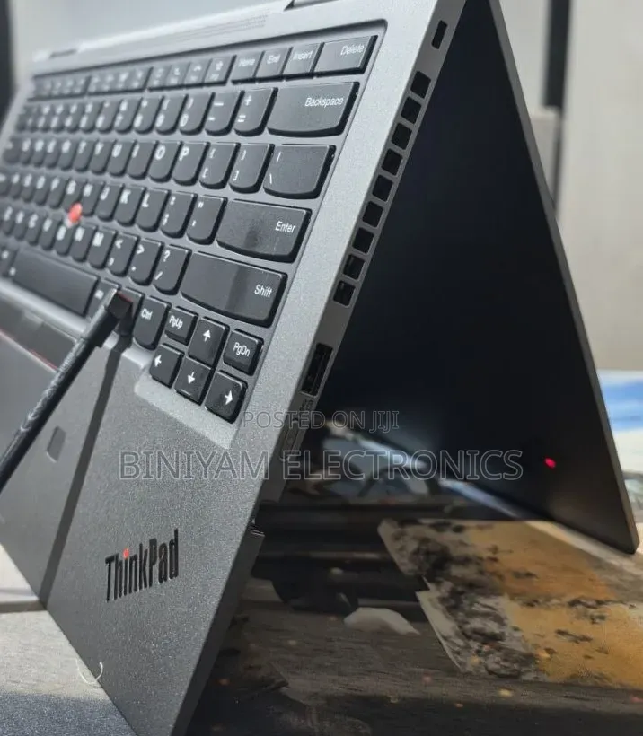 New Laptop Lenovo ThinkPad X1 Yoga 16GB Intel Core i7 SSD 512GB
