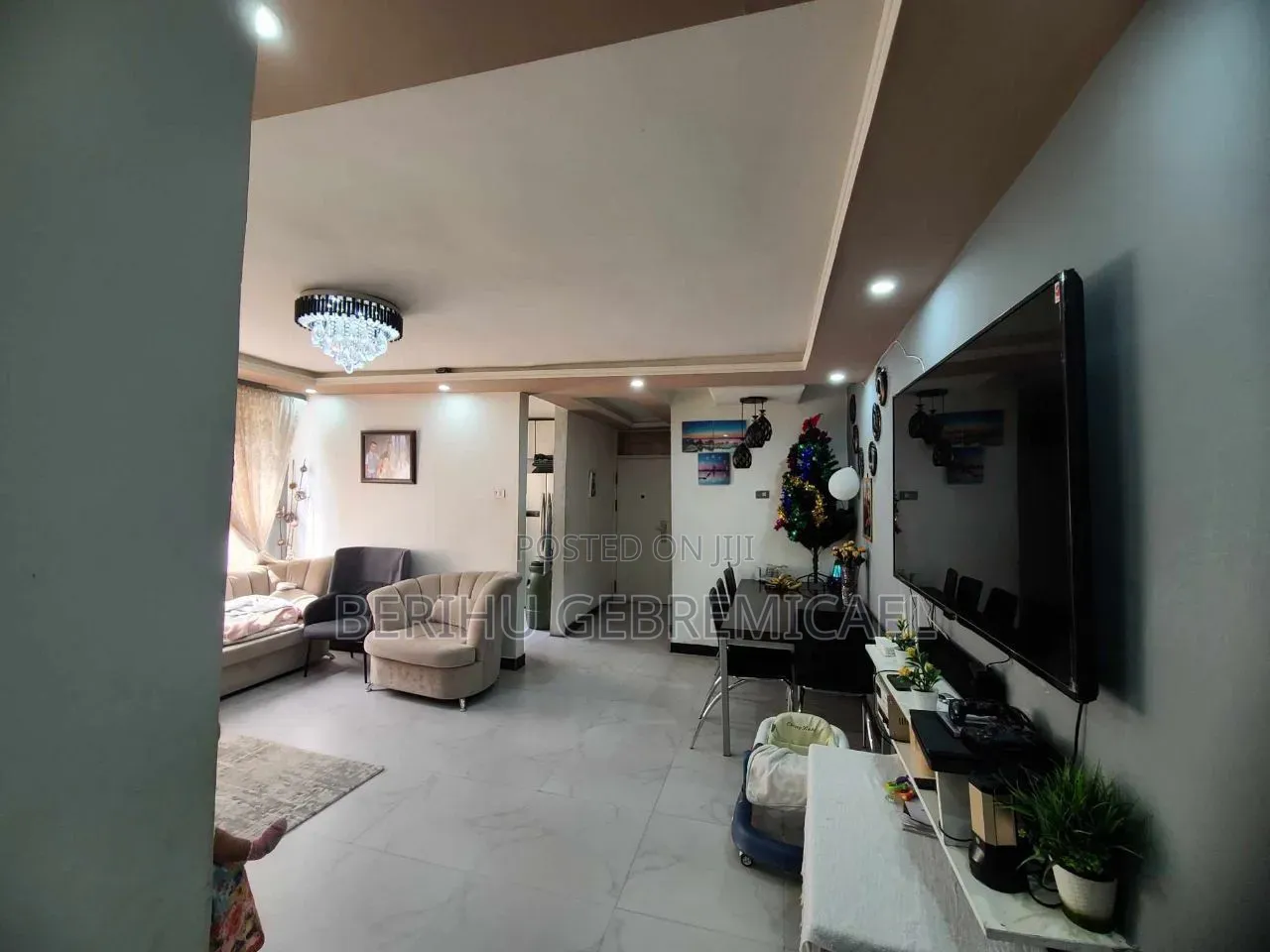 2bdrm Condo in አያት, Yeka for sale