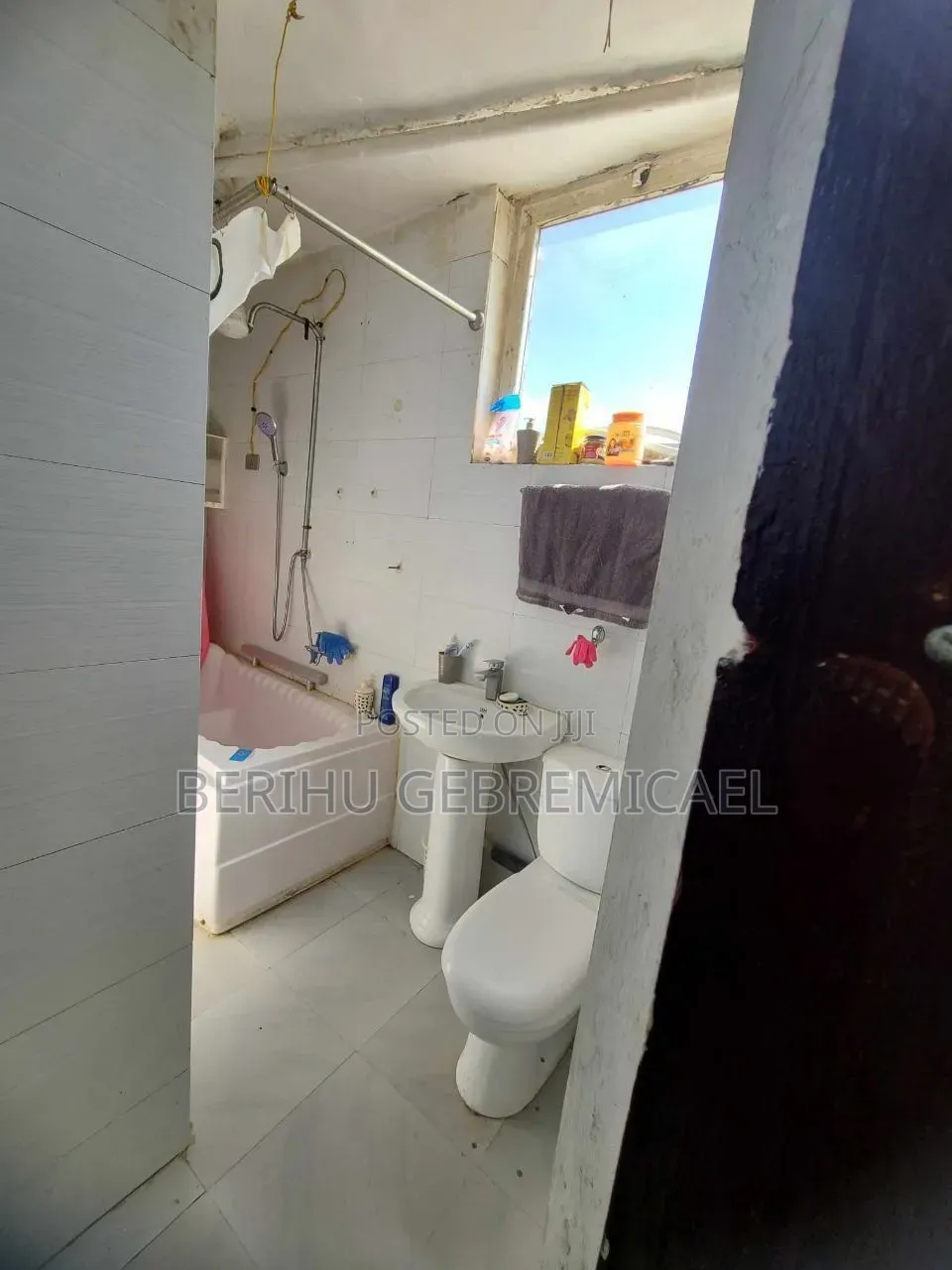2bdrm Condo in አያት, Yeka for sale