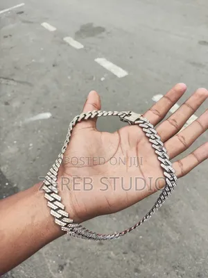 Diamond Chain