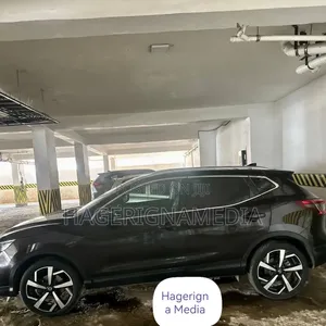 Nissan Qashqai 2018 Black