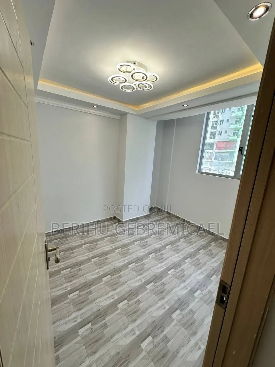 2bdrm Condo in አያት, Yeka for sale