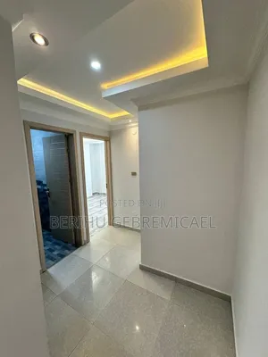 2bdrm Condo in አያት, Yeka for sale